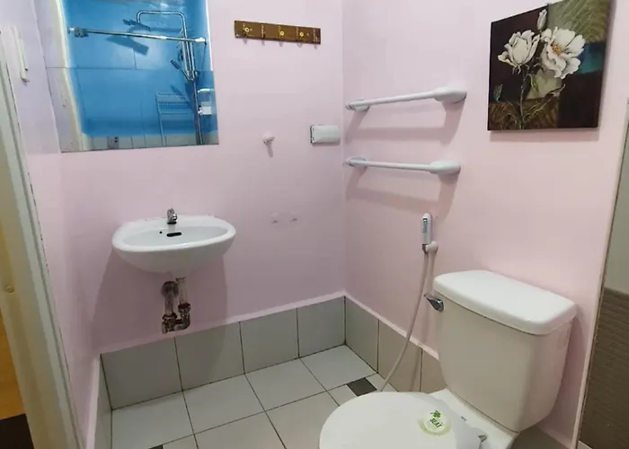 M Place Cassandra Staycation Affordable Budget Cozy With Fast Internet Connection That Feels Like